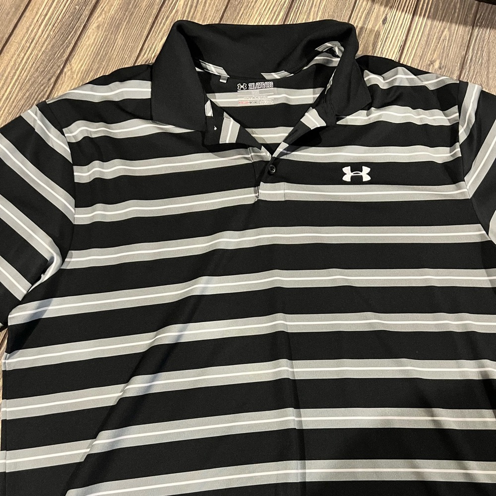 Mens Under Armour polo Size 2XL